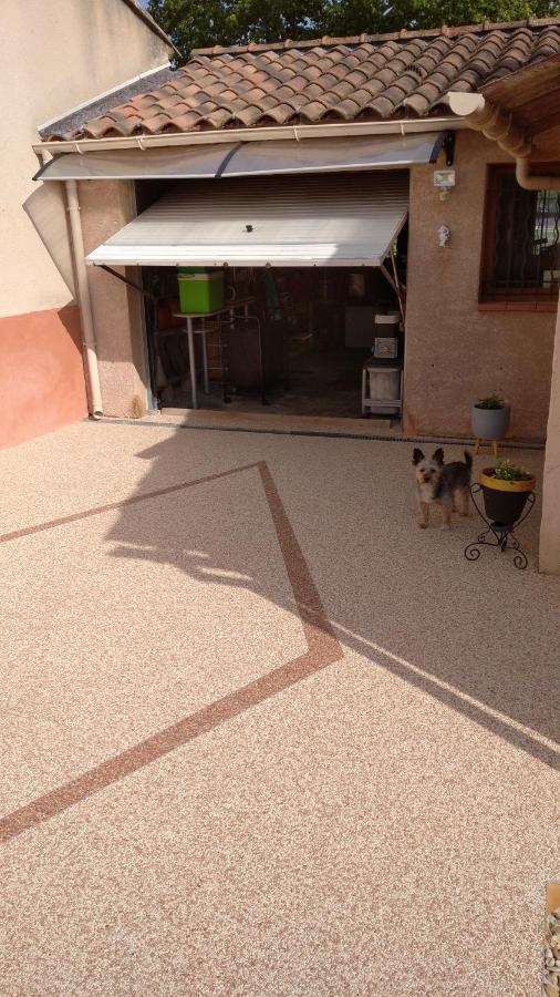 Philippe & Marie, A Louer Petite Chambre Chez L'Habitant Avec Terrasse Dans Villa, Au Pied Du Luberon 屈屈龙 外观 照片
